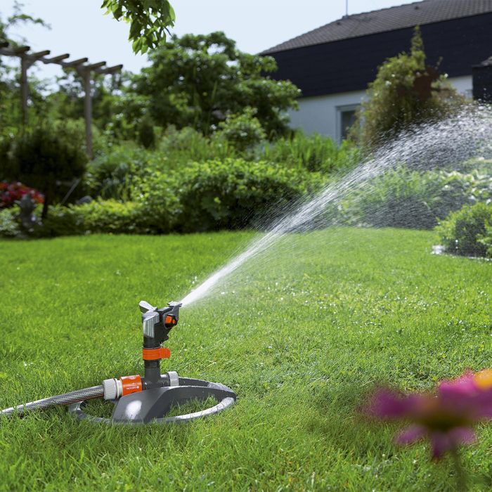 GARDENA Arroseur-canon traîneau Premium Portée réglable 12.5m max Superficie max 490m² Pour jardin XL Garantie 5 ans