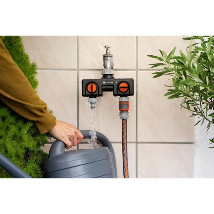 GARDENA Sélecteur d'arrosage 2 voies Double sorties d'eau indépendantes Connexion unique GARDENA Garantie 5 ans (8193-20)
