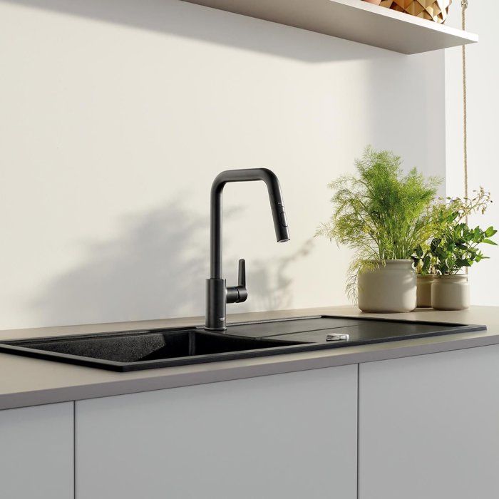 Robinet de cuisine avec douchette GROHE Start bec haut noir mat 2 jets