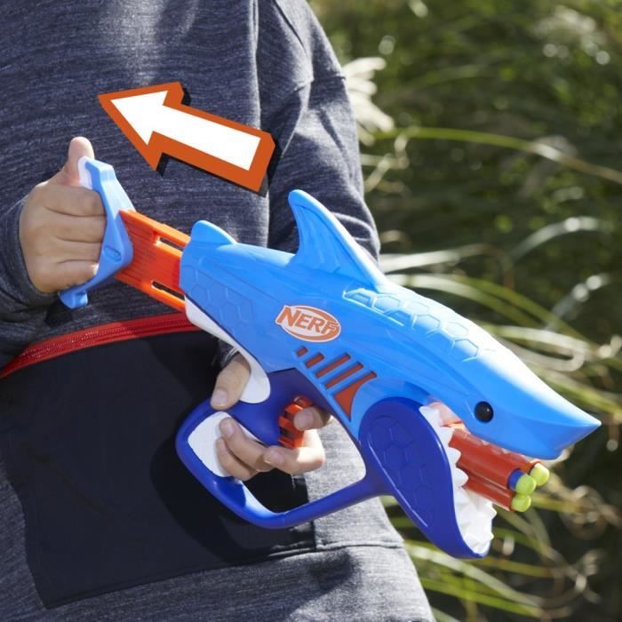 Nerf Junior Wild blaster Sharkfire, facile a utiliser, 8 flÈchettes Nerf Elite, a partir de 6 ans