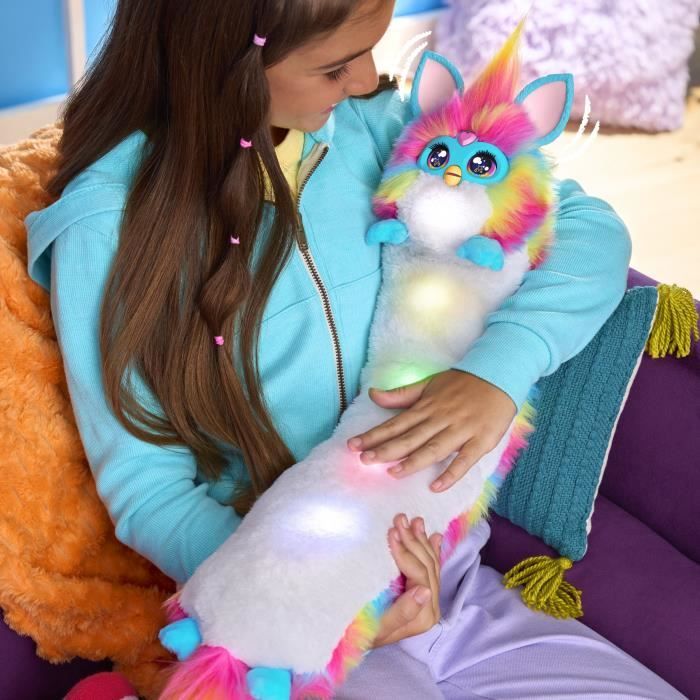 Furby DJ Furby, peluche douce électronique arc-en-ciel interactive avec musique, lumieres, mouvements et jeux, parle français et fur