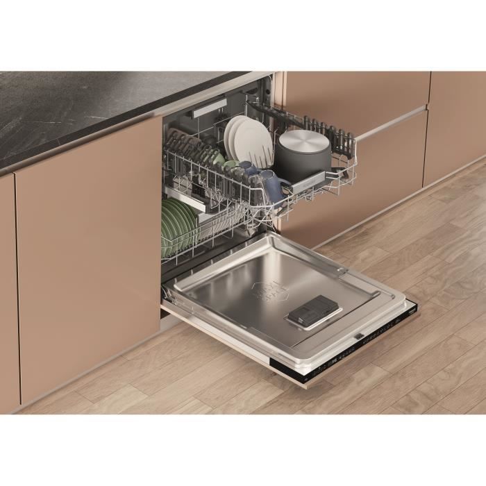 Lave-vaisselle tout encastrable HOTPOINT H7IHP40L - 15 couverts - 40 dB - Classe C - Maxi Space - tiroir a couverts