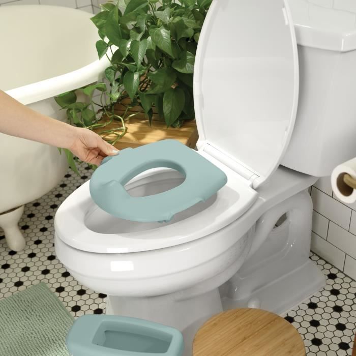 INGENUITY Mini Toilette enfant avec Réducteur de Toilette inclus, Chasse d'eau musicale et rangement lingette intégré Vert