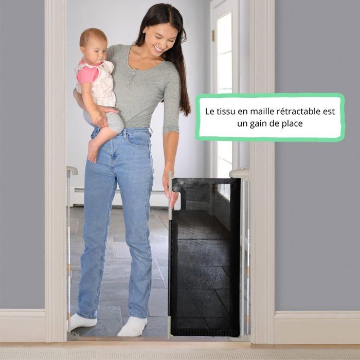 INGENUITY Barriere de sécurité enfant jusqu'a 136cm, Retractable, Auto Lock Easy Close, escalier, chien, animaux,facile a installer