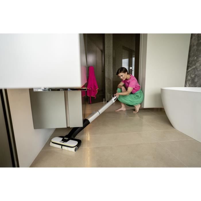 KARCHER FC 4-4 - Nettoyeur de sols - RÈcupere les saletÈs seches et humides en un seul passage - Batteries amovibles / Chargeur Duo