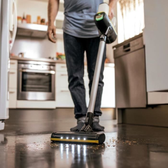 Aspirateur Balai sans fil KARCHER VC 6 Cordless ourFamily - Autonomie 50 min, Filtre HEPA, silencieux, brosse Èlectrique a
