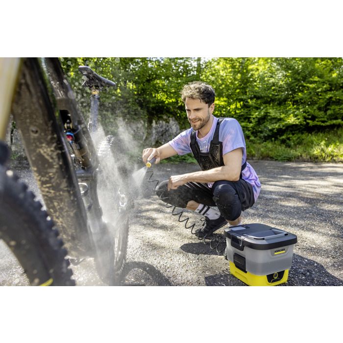 Nettoyeur mobile Karcher OC 4 - Pression 5 bar- Batterie intégrée- réservoir 8L