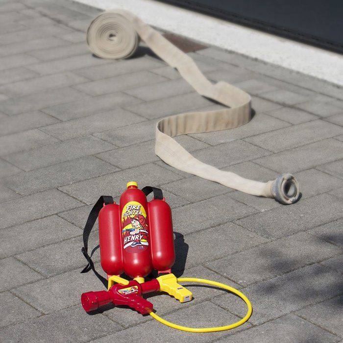 Lance a incendie pour enfant - KLEIN - 8932 - Réservoir dorsal 2L - Jet d'eau