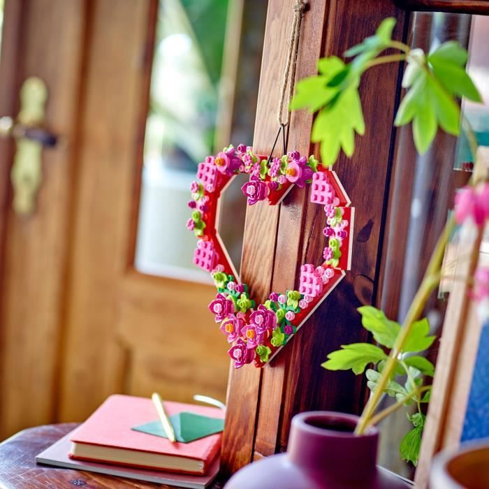 LEGO 40638 DÈcoration en Forme de Coeur - Jouet Pour Enfants de 9 Ans et Plus