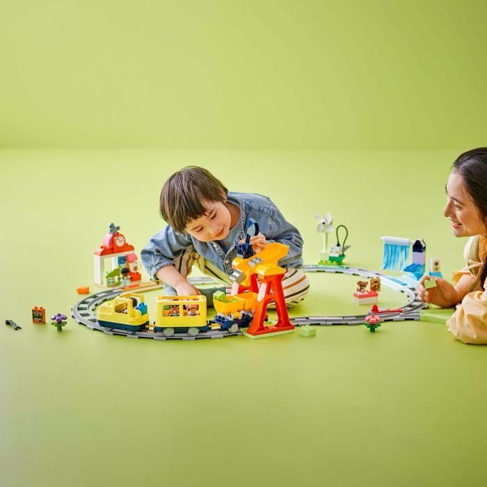 LEGO DUPLO Ma ville 10428 Le grand train communautaire interactif - Jouets d'éveil 3 ans