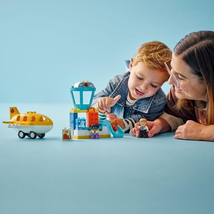 LEGO DUPLO Ma Ville 10443 Premiere Fois A l'Aéroport - Jouet De Construction Des 2 Ans