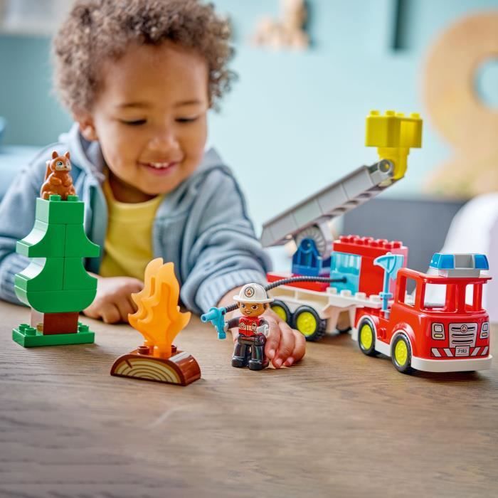 LEGO DUPLO Ma Ville 10473 Le Camion de Pompiers - Jouet Éducatif Garçon ou Fille des 2 ans
