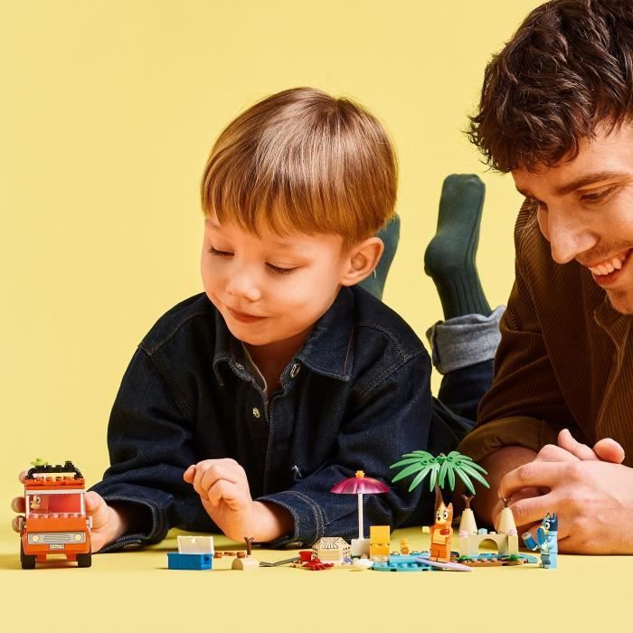 LEGO Bluey 11202 Les Vacances et le Voyage en Voiture de Bluey - Jeu de Construction 4 ans