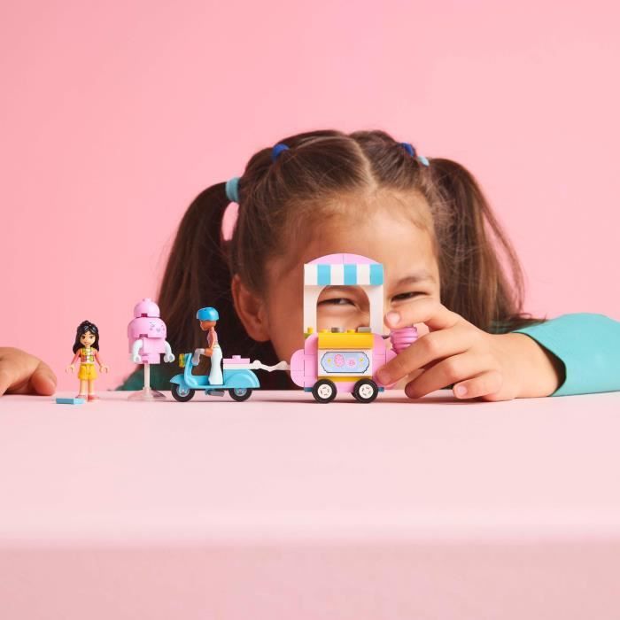 LEGO Friends 42643 Stand de barbes a papa et scooter - Jouet pour enfants des 6 ans