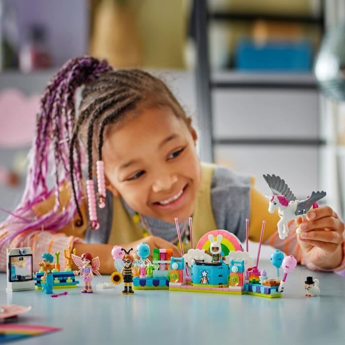 LEGO Friends 42661 Soirée Déguisée avec une Licorne et une Fée - Jeu des 6 Ans