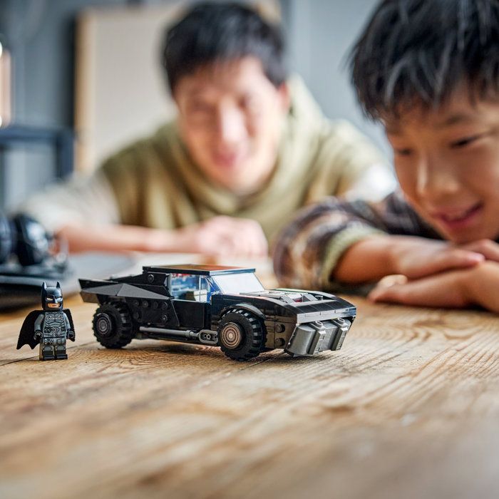 LEGO DC Batman 76332 La Batmobile de The Batman - Jeu de Construction des 9 ans - Voiture