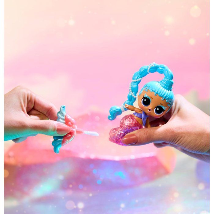 L.O.L. Surprise! - Sirenes - Brillant a Levres a faire soi-meme, Mélangez et créez du Maquillage, 6 Poupées a Collectionner - 4 an