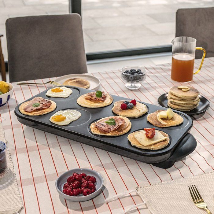 Maxi crepes party - LIVOO - DOC186G - 1500 W - 8 mini crepes Ř 12 cm - Revetement antiadhésif - Noir
