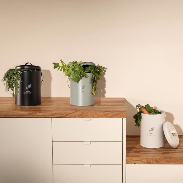 Seau a compost de cuisine - LIVOO - MES154C - 6 L - Ř18 cm - Hauteur 23 cm - Corps et couvercle en métal - Filtre charbon