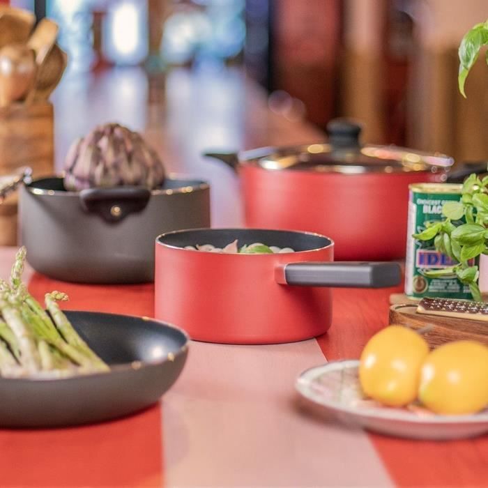 Set de 2 casseroles - LIVOO - MEP154R - Antiadhésif sans PFOA - Manche silicone - Tous feux