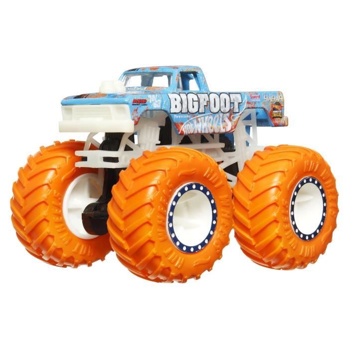 HOT WHEELS Monster Truck Glow in the dark JFX08