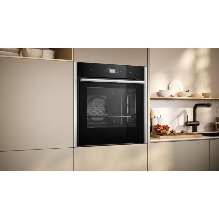 Four multifonction intÈgrable - Pyrolyse - NEFF - N90 - B64CS71N0 - Noir - Porte froide 4 vitres - 71 l - 59,5 x 59,6 x 54,8 cm