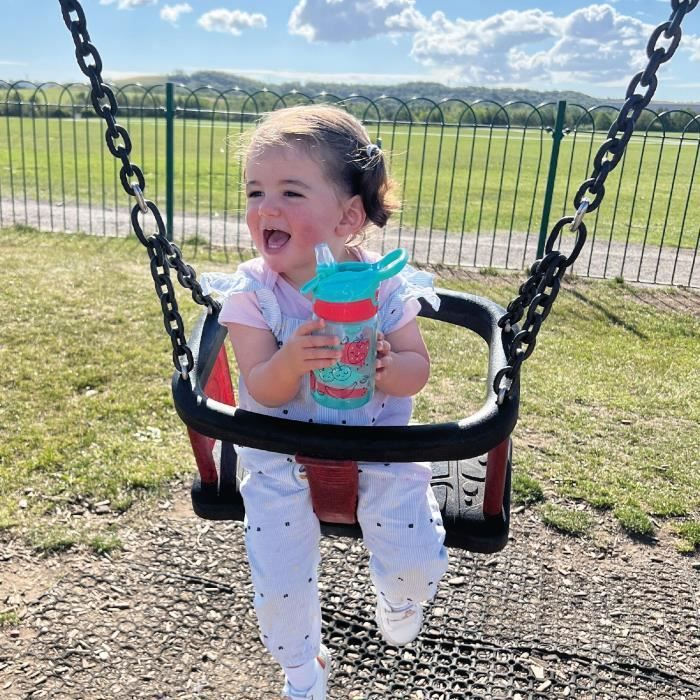 Lot de 2 gourdes - NUBY - Incredible Gulp - 360 ml - Fraises