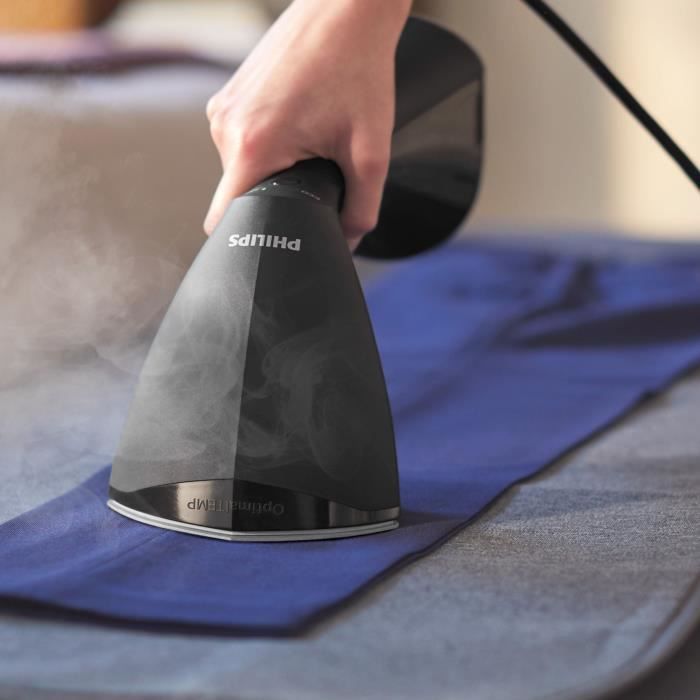 Défroisseur a main - PHILIPS - GC800/80 - Steamer Série 8000 - 32gr/min vapeur continue - 1500W - pret en 60sec - Noir
