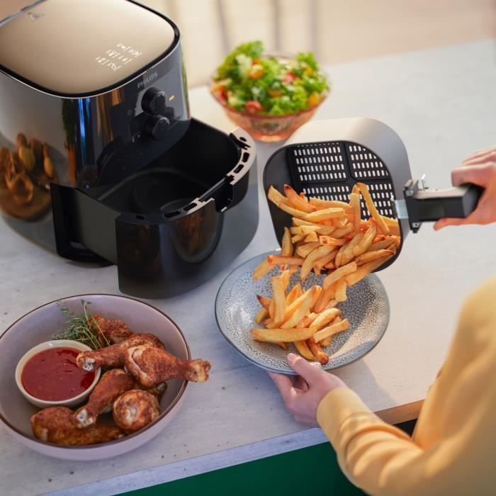 Friteuse sans huile - PHILIPS - Airfryer HD9200/90 SÈrie 3000 - 4,1L - 4 personnes - 7 prÈrÈglages - Noir