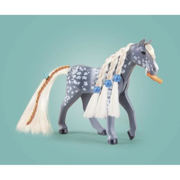 PLAYMOBIL 71353 Amelia & Whisper avec box pour chevaux, Horses of Waterfall, 117 pieces, Des 5 ans