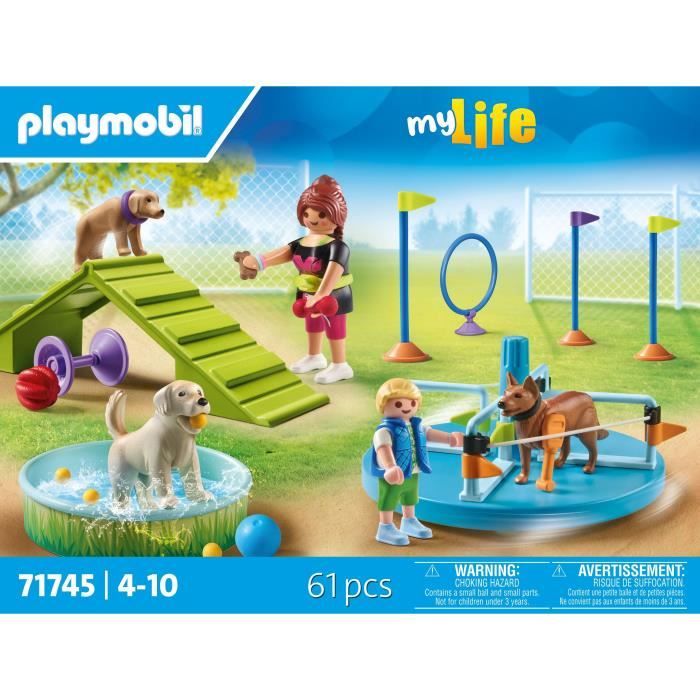 PLAYMOBIL 71745 Aire de jeux pour chiens, enfant et éducatrice, My Life, 61 pieces, Des 4 ans