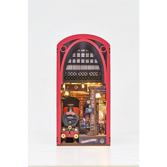 Book Nook - Kit DIY a construire Maquette 3D Serre Livre - REVELL - Tiny Adventures - Harry Potter - Le Poudlard Express - LED