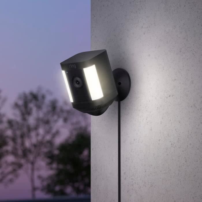Caméra de surveillance - RING - Spotlight Cam Plus sur secteur - Noir