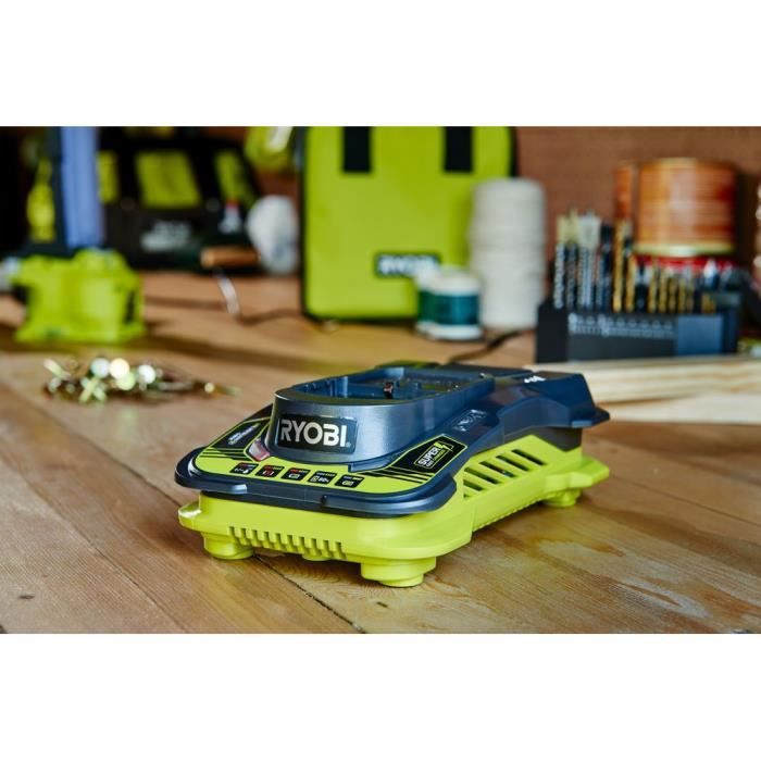 Chargeur super rapide RYOBI 18V One+ Lithium-ion RC18150