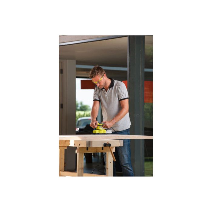 RYOBI - Ponceuse vibrante 1/3 de feuille 200 W - 12 000 osc/min - systeme d'aspiration - collecteur + 20 abrasifs - RSS200-GA20