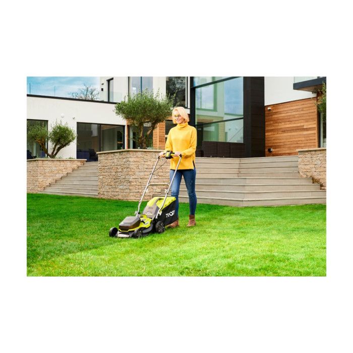 RYOBI - Tondeuse poussée HYBRIDE 36V (alimentation par 2 batteries ONE+) - coupe 37 cm + 2 batteries 5 Ah & charg. - RY18LMH37A-250