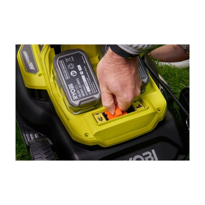 RYOBI - Tondeuse poussée HYBRIDE 36V (alimentation par 2 batteries ONE+) - coupe 37 cm + 2 batteries 5 Ah & charg. - RY18LMH37A-250