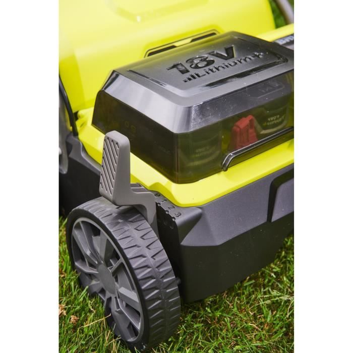 RYOBI - Scarificateur / aÈrateur 18V Brushless ÿ 35 cm 2-en-1 - 2 batteries lithium+ 18V 4,0 Ah et chargeur - RY18SFX35A-240