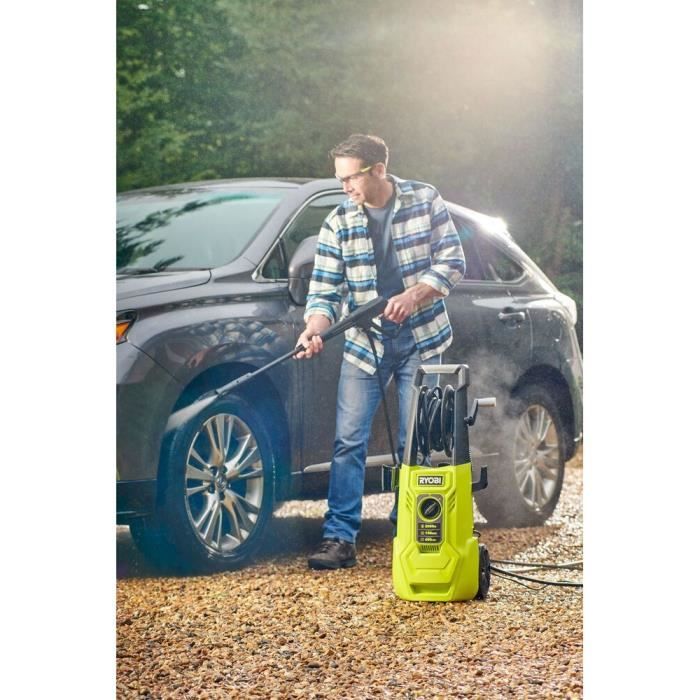 RYOBI - Nettoyeur haute pression 2000 W 150 bars - 450 L - flexible 8m, réservoir 0,9L + lances vario & turbo et brosse - RY150PWA