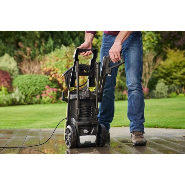 RYOBI - Nettoyeur haute pression 1600 W 130 bars - 420 L - flexible 5m, réservoir 0,9L + lances vario & turbo et brosse - RY130PWA