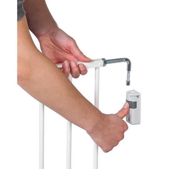 SAFETY 1ST Barriere de sÈcuritÈ wall-fix extending, largeur de 62 a 102 cm, De 6 a 24 mois, mÈtal blanc, fixation dans le mur 2