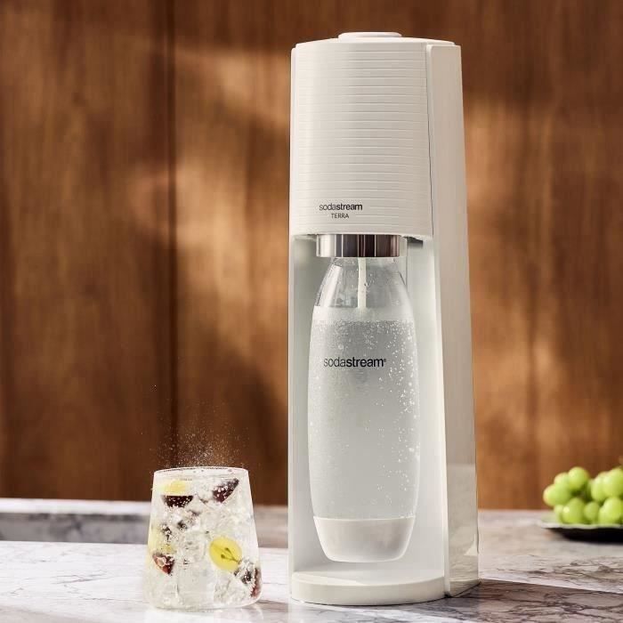 SodaStream TERRA Machine a Eau PÈtillante -Pack 2 Bouteilles 1L Compatible Lave-Vaisselle + 1 Recharge de Gaz 60L a Clipser