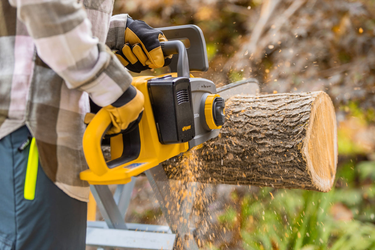 Tronçonneuse - STIGA - CS 300e Kit - 1000W - Longueur de l'outil de coupe : 30 cm