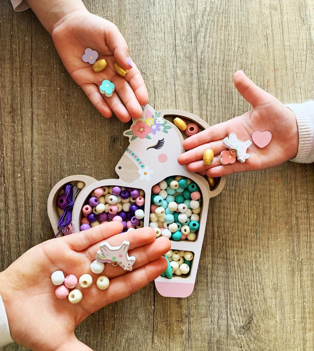 Coffret de perles en bois - SYCOMORE - Licorne - Des 4 ans