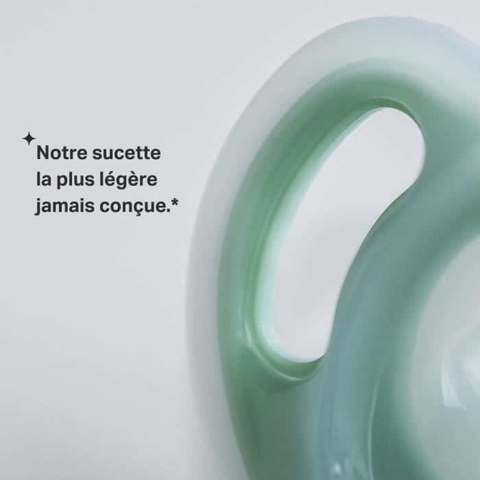 Sucettes - TOMMEE TIPPEE - Ultra-lÈgeres - 0-6 mois - Lot de 2 sucettes monobloc sans BPA