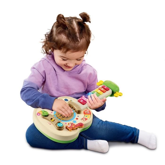 MA GUITARE LUMI MAGIQUE (JOUET AVEC PARTIE BOIS CERTIFIE FSC)
