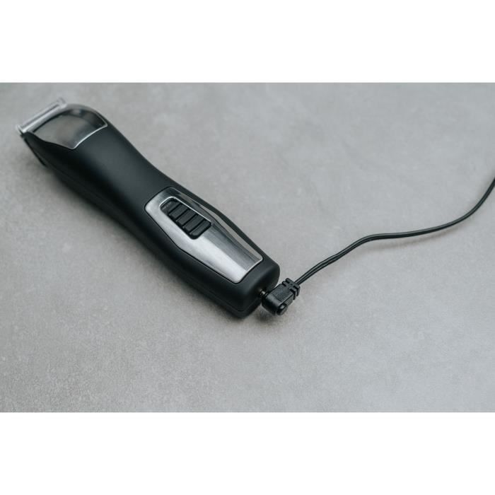 Tondeuse a barbe - WAHL - GROOMSMAN PRO - 2,4 V - 6 sabots - Autonomie : 60 min - Noir / Argent