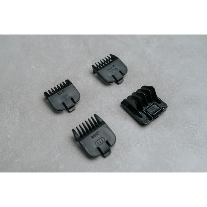 Tondeuse a barbe - WAHL - GROOMSMAN PRO - 2,4 V - 6 sabots - Autonomie : 60 min - Noir / Argent