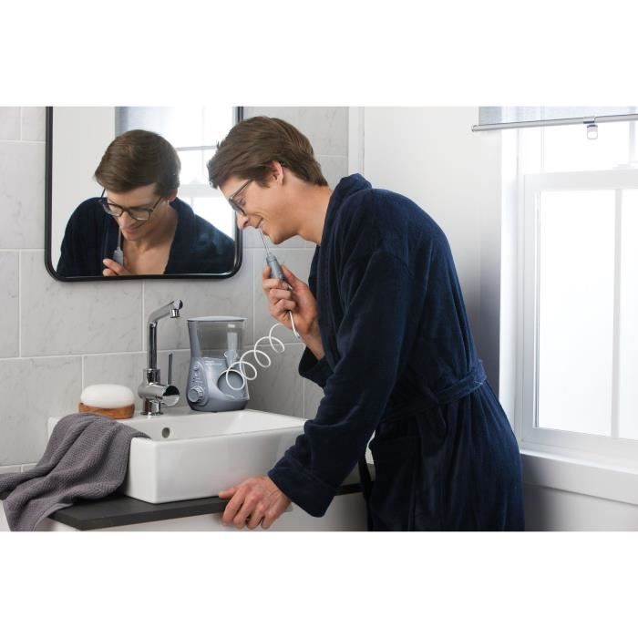 Jet Dentaire - WATERPIK - WP-667 Ultra Professionnel - Gris - 10 Niveaux de pression - 7 Embouts inclus