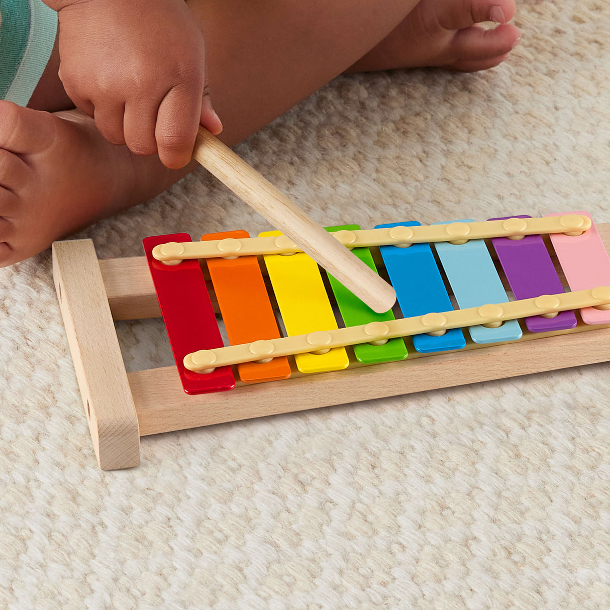 Fisher-Price-Xylophone en bois, instrument de musique avec 2 pieces HXV13